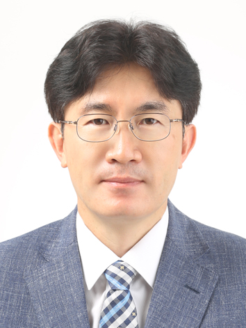 총장사진