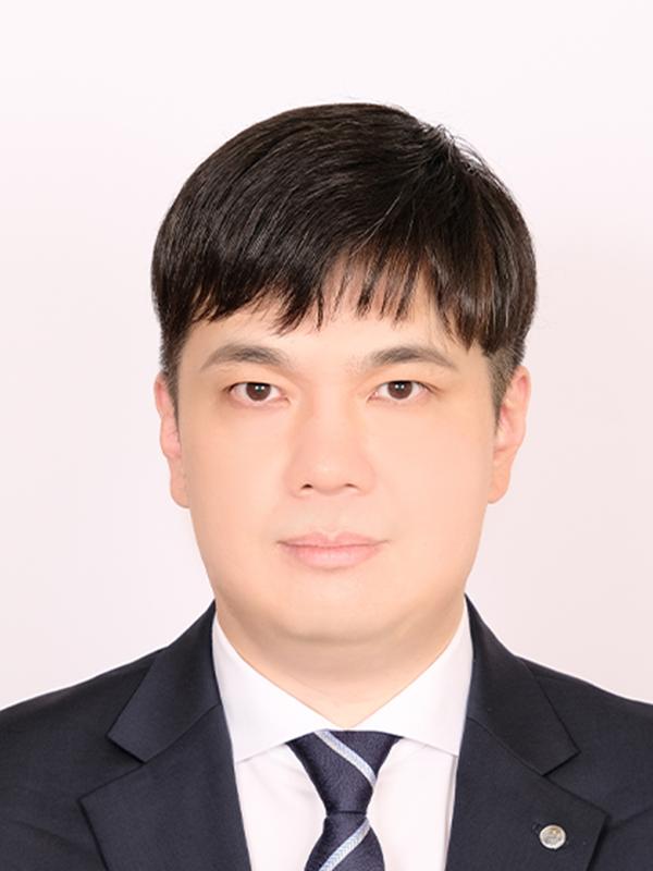 이정훈 (LEE Jeonghoon, 李正薰) 사진