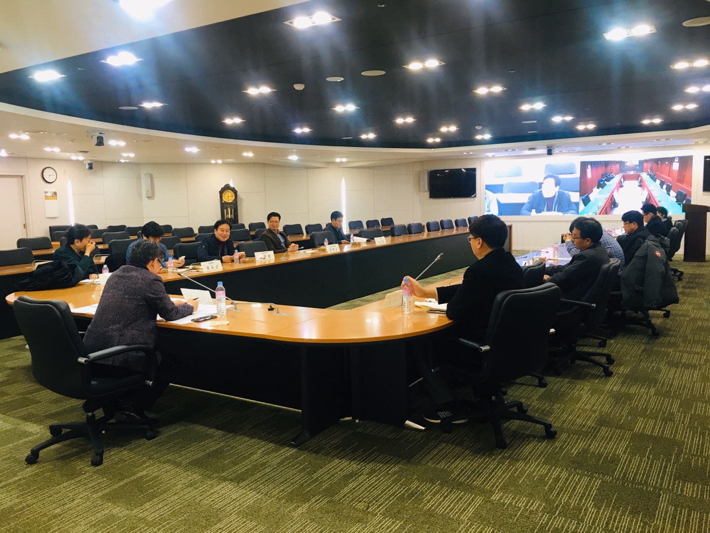 18대 11월 정기대의원회의 대표이미지