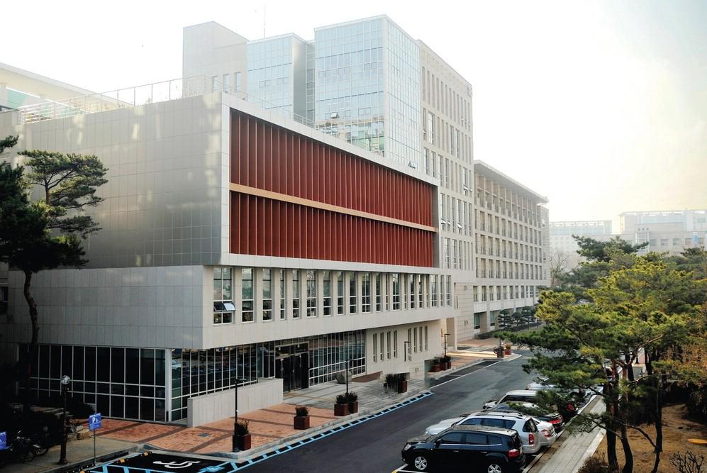 20년 넘는 전통, 1000명 배출 부동산 산업 이끌 리더 키운다 대표이미지