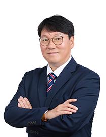유영훈 사진