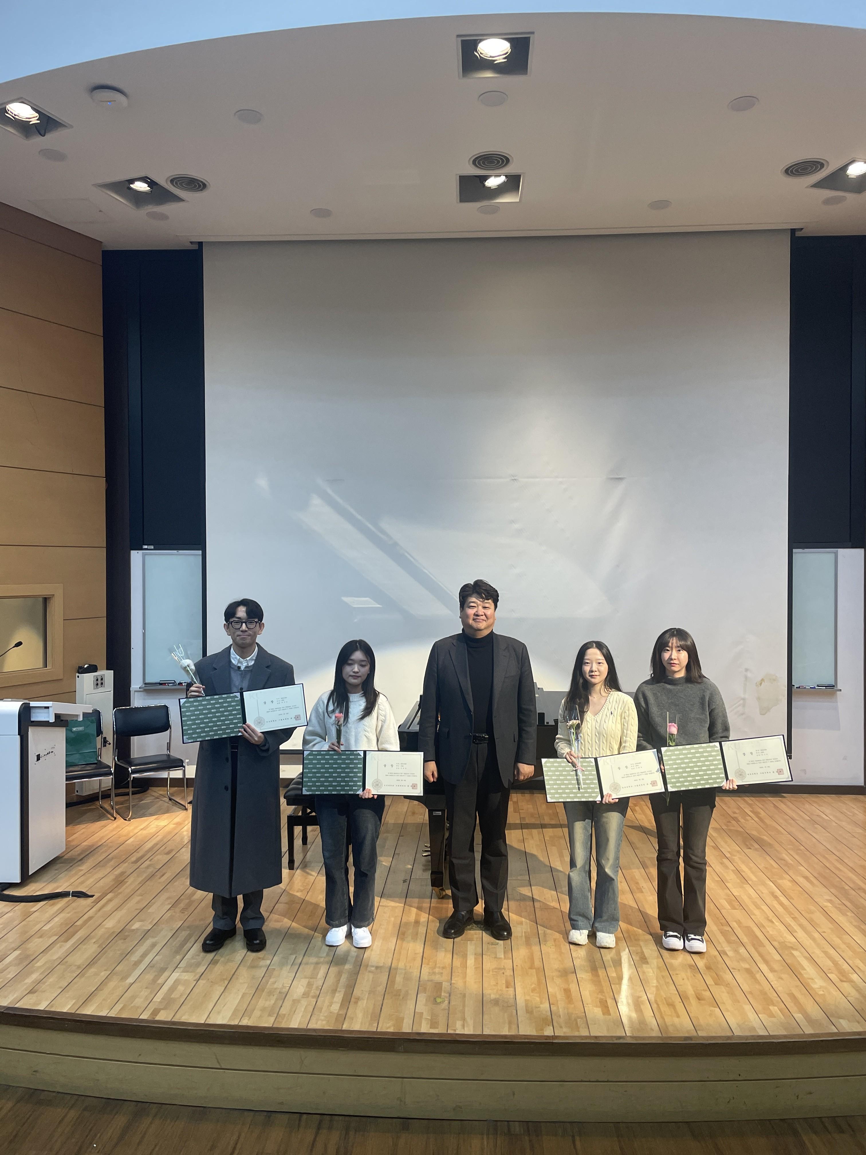 2025 딘스리스트 시상식 대표이미지